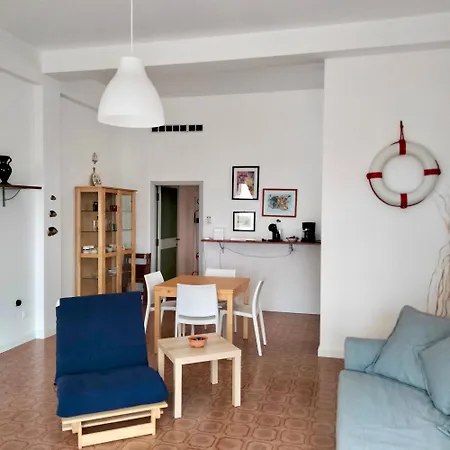 M335 - Marcelli, Ampio Bilocale Fronte Mare Con Balcone Lejlighed Marcelli
